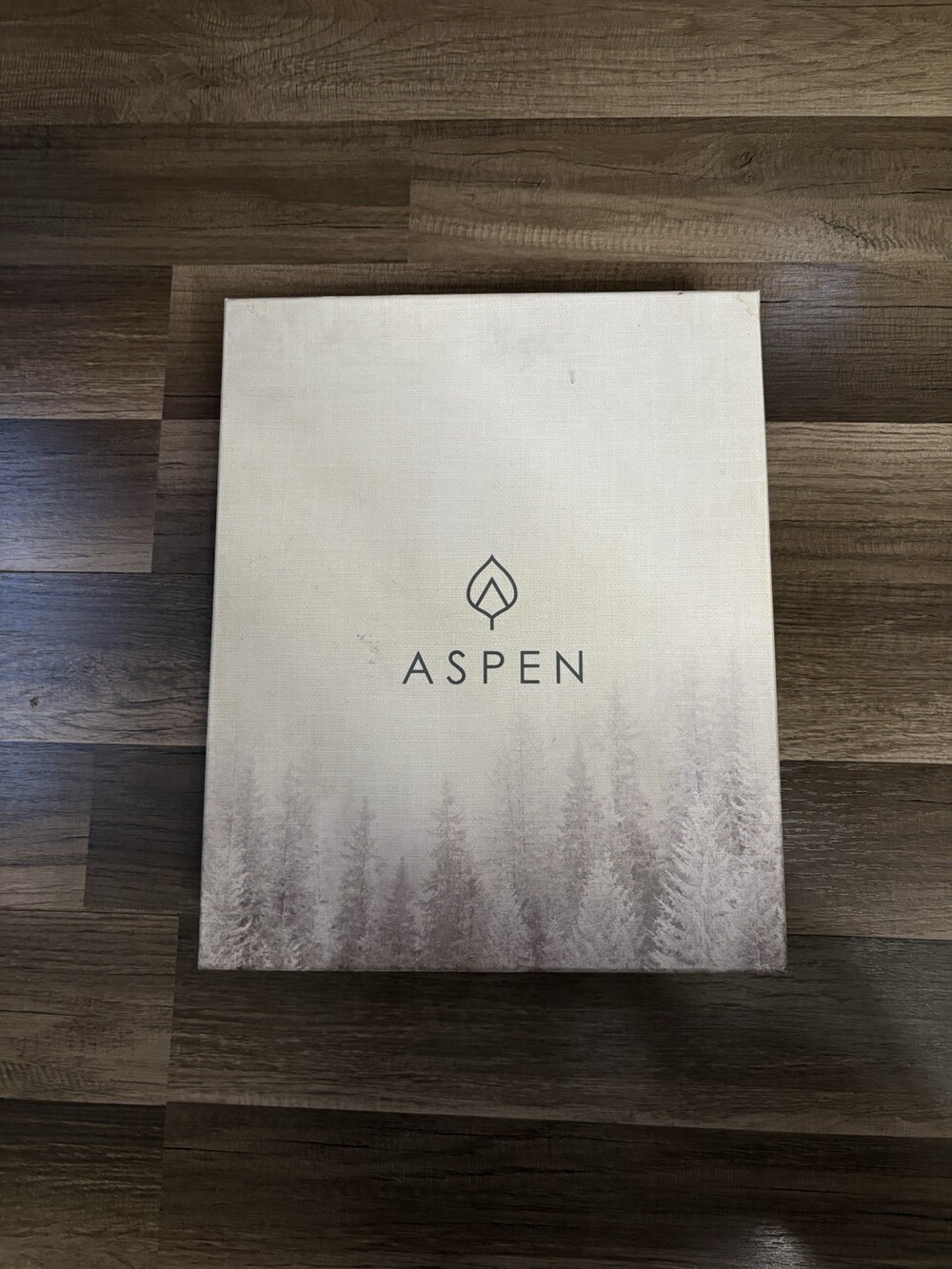 Brand New Mens Size large Aspen Sweater Gray Button Placket